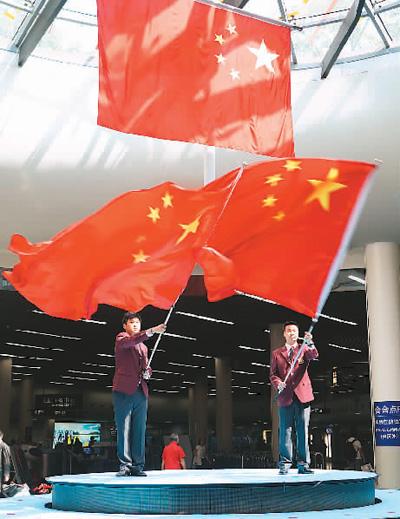 中国政府友谊奖得主点赞“千万工程” 期待去浙江打卡!